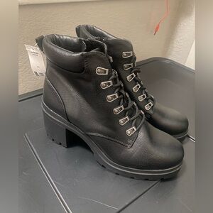 Womens Black Lace-Up Chunky Heel Ankle Boots